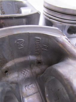 Audi / Vw 2.0TFSi 16V nr : 06D107066C code : BPJ
